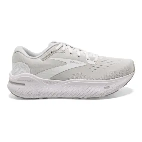 Men's Brooks Ghost Max, White/Oyster/Metallic Silver, 8.5 2E Wide