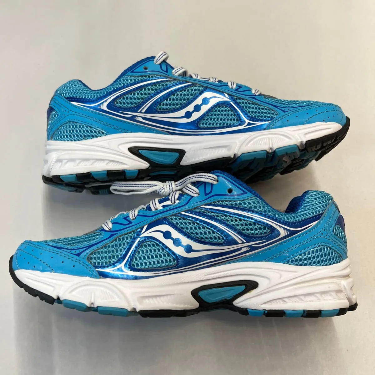 SAUCONY Women's Grid Cohesion 7 -Blue/White- Running Shoe Size 6.5M - Preowned