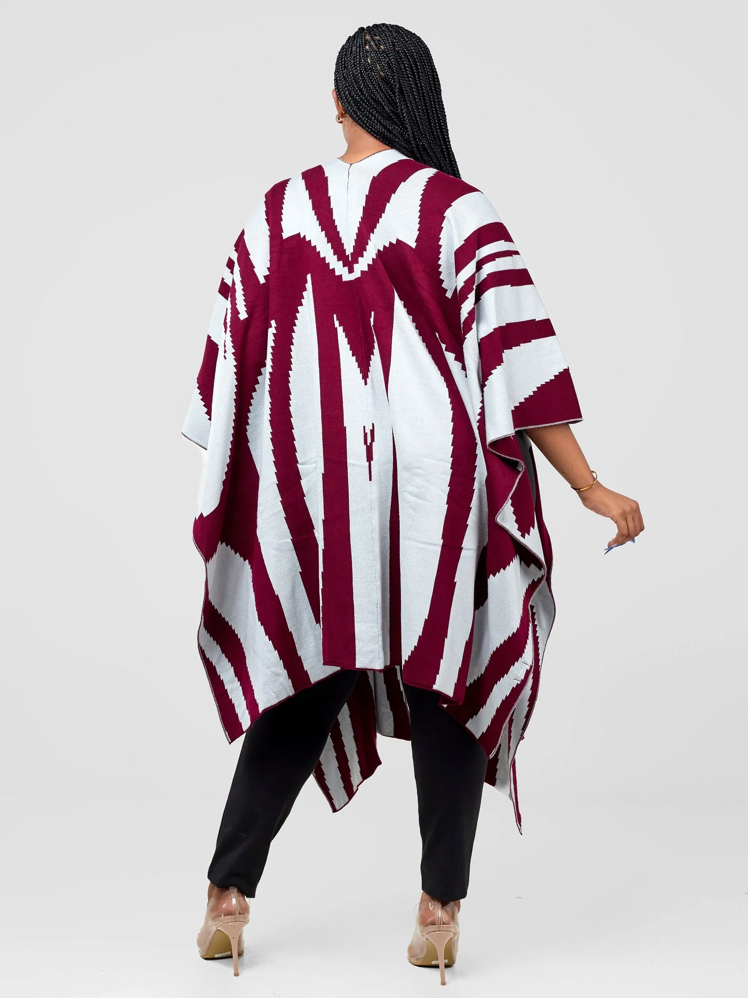 Vivo Reversible Printed Poncho - Burgundy / Frost Jito Print